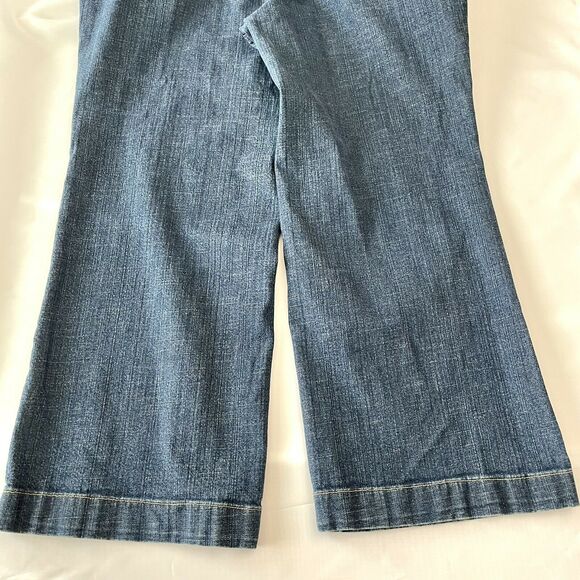 LANE BRYANT High Rise Boot Cut Blue Jeans Size 20 Average - Picture 8 of 9